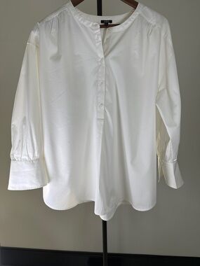 NWT Express Crisp White Gathered Sleeve Half Button Up Shirt | Size L